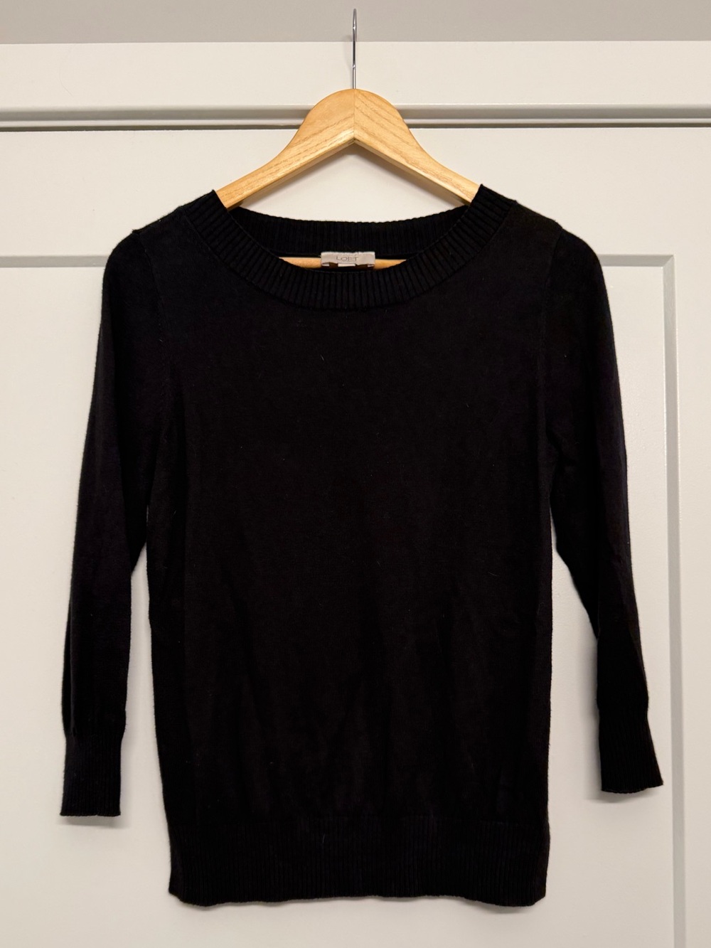 LOFT Outlet Black Ribbed Crewneck Sweater - Picture 1 of 3